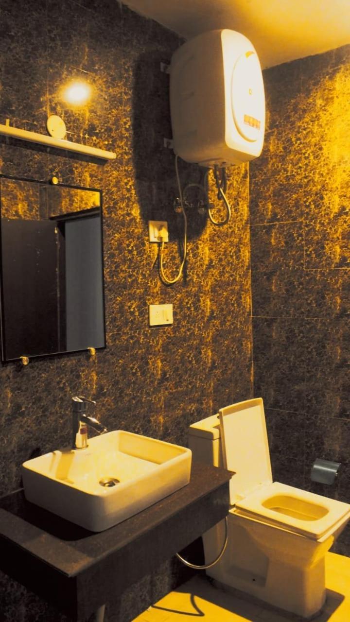 Hotel Stay Well Banikhet エクステリア 写真